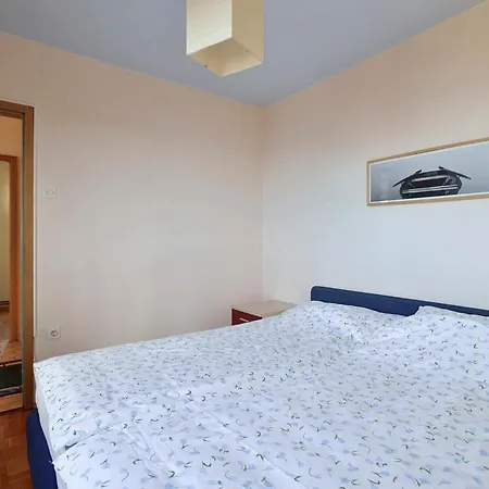 Apartment Rosemary Lucija